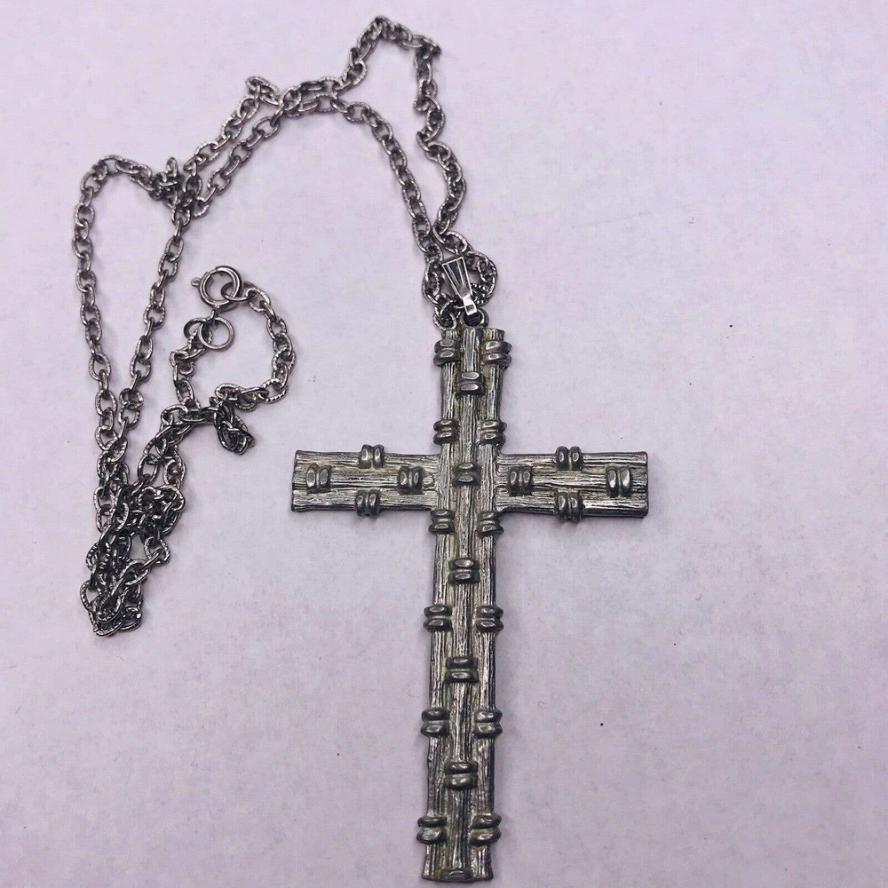 CCi Large Cross Pendant Necklace Bamboo Pattern Silver Tone 24" Chain Links